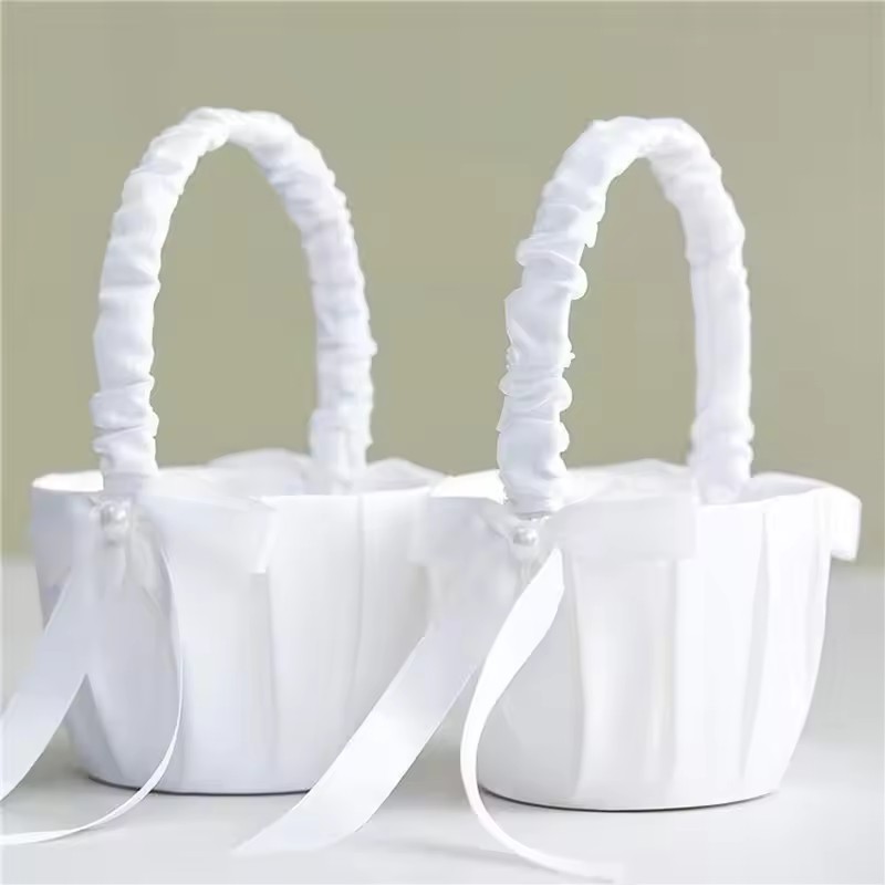 Gardening Tools Girls - Biały satynowy kosz na kwiaty z
