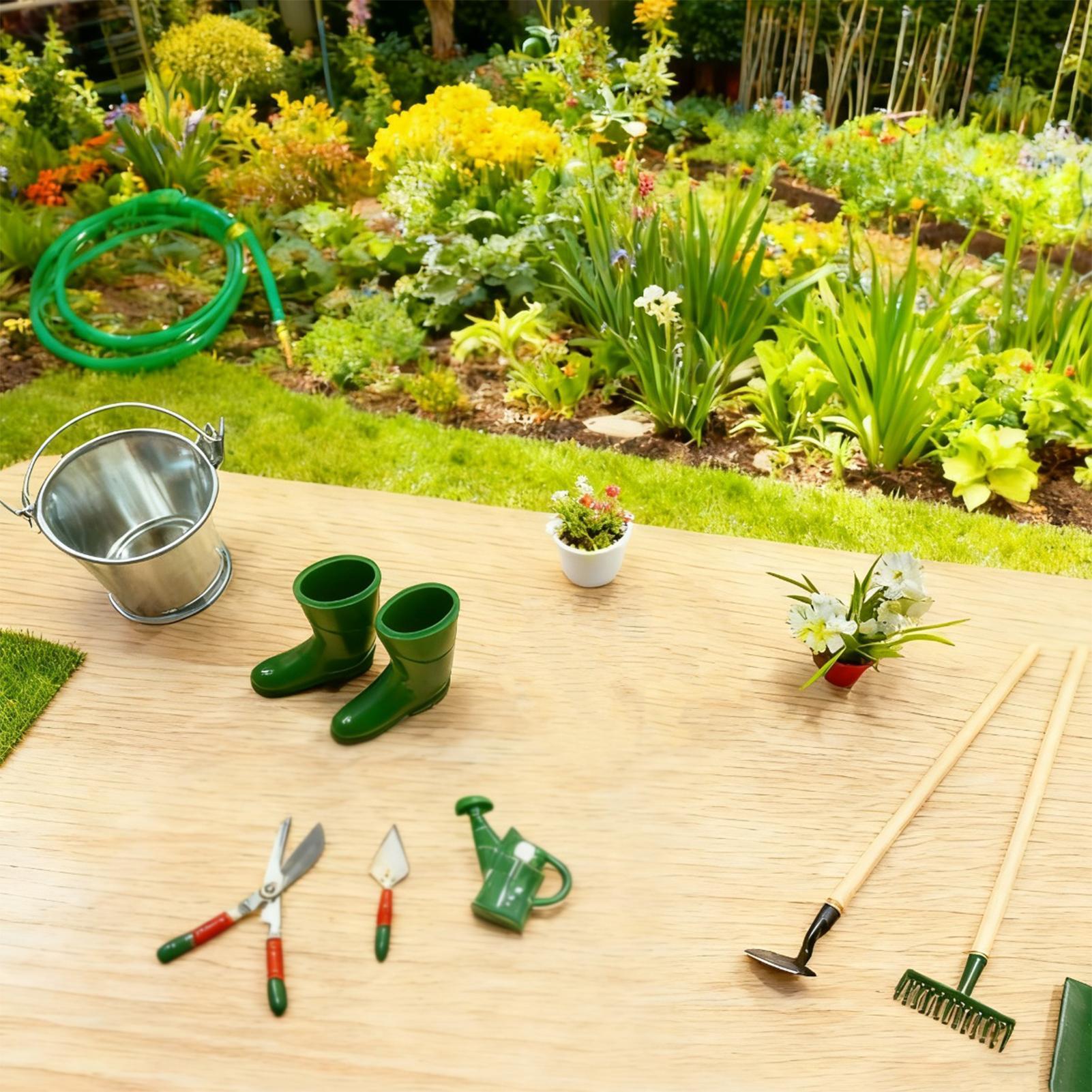 Miniaturowe dekoracje ogrodowe – Gardening Tools Girls recenzja i cena